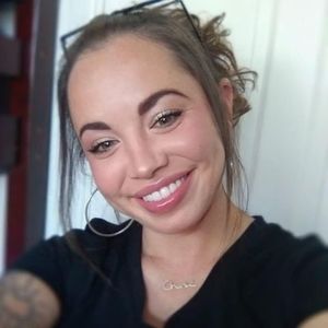 Meet your Posher, Karlye